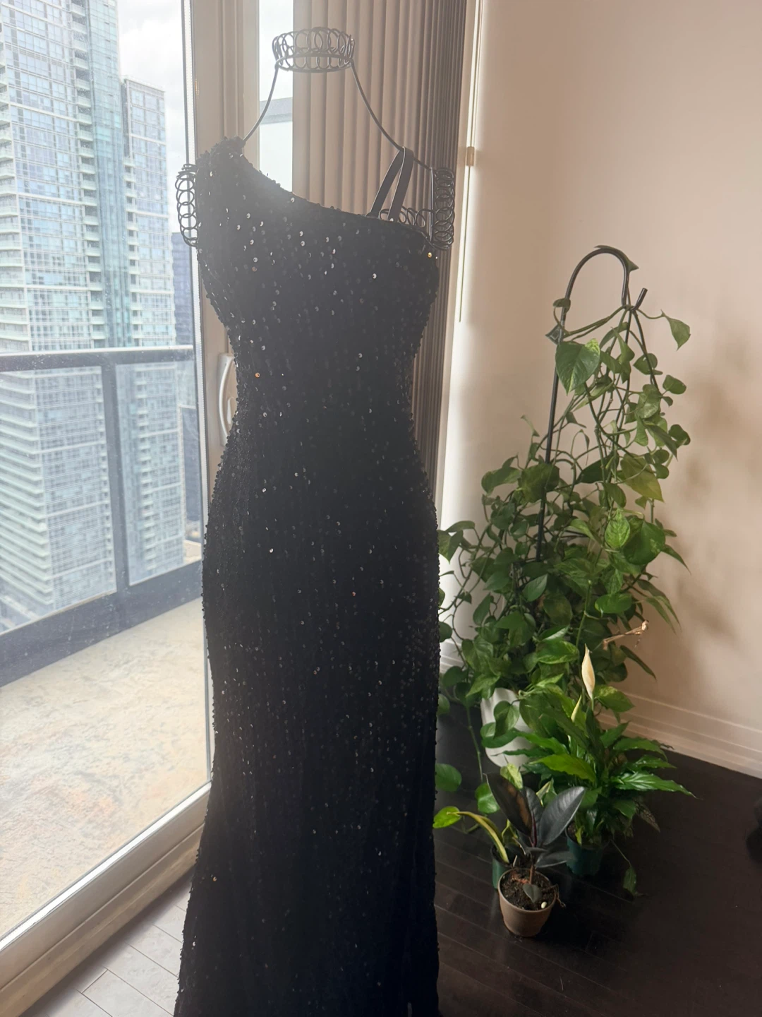 Black Sequin One-Shoulder Maxi Dress with Slit - photo 4