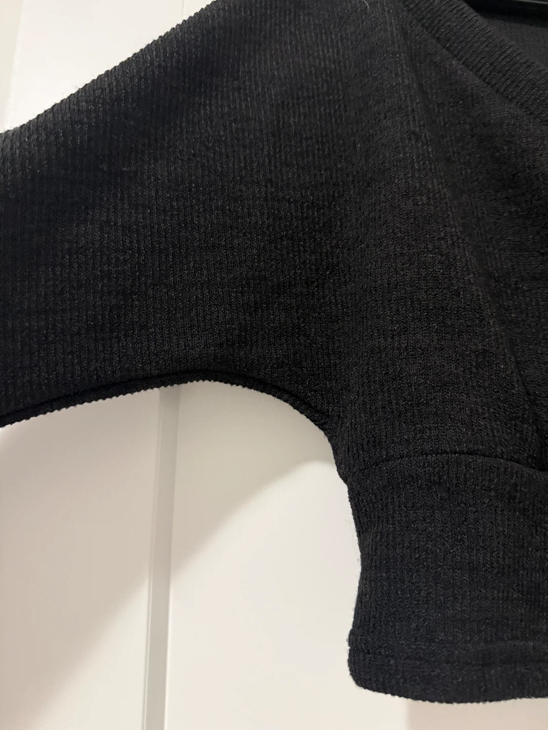 Charcoal cropped v neck sweater size S - photo 3