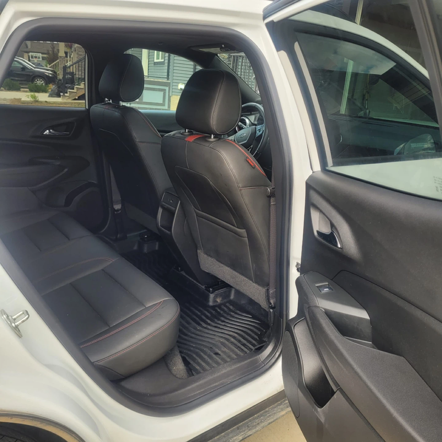 White Chevrolet Trax  RS 2025 - photo 5