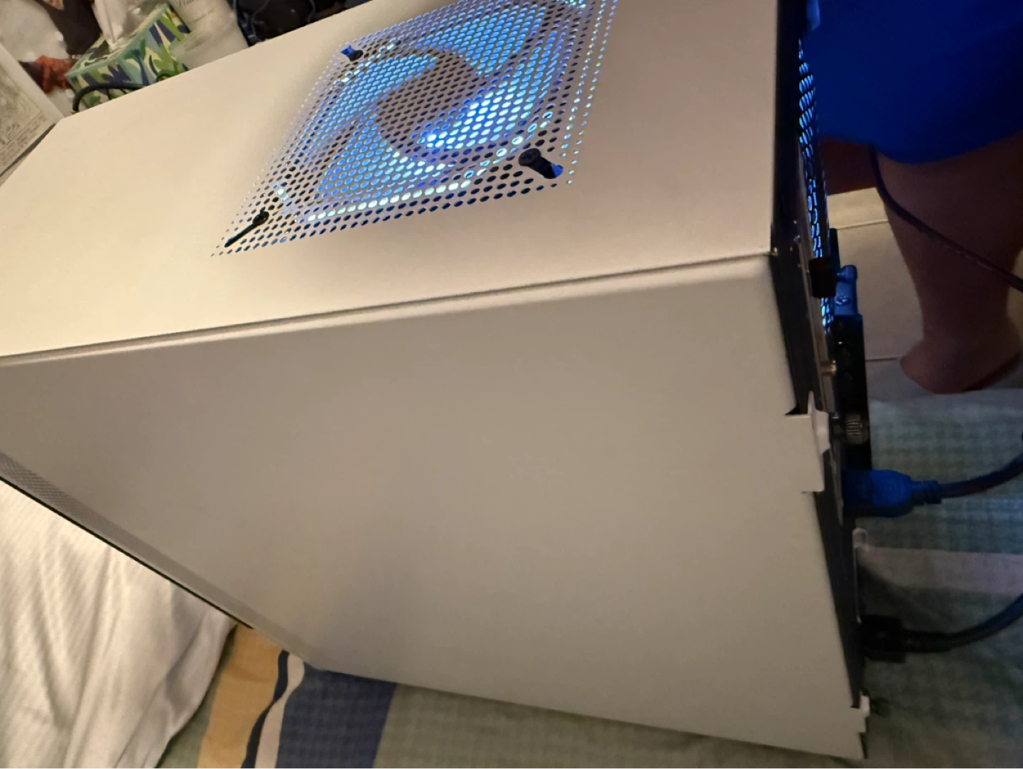 White and black rgb pc - photo 4