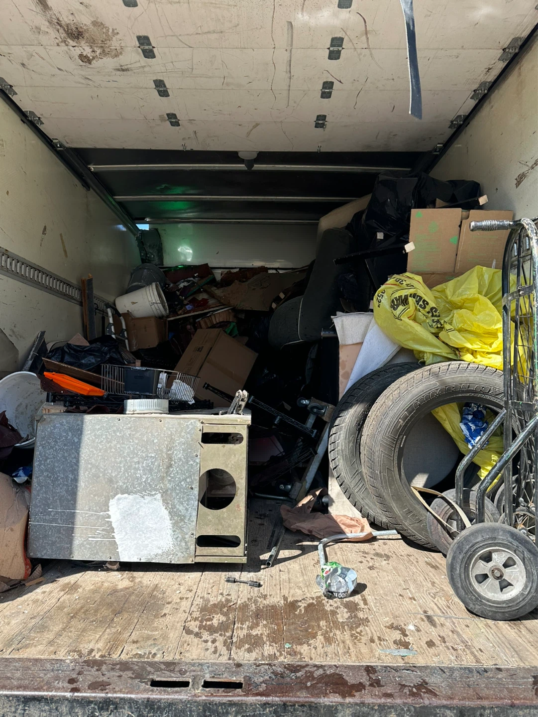 Fast professional Junk Removal service