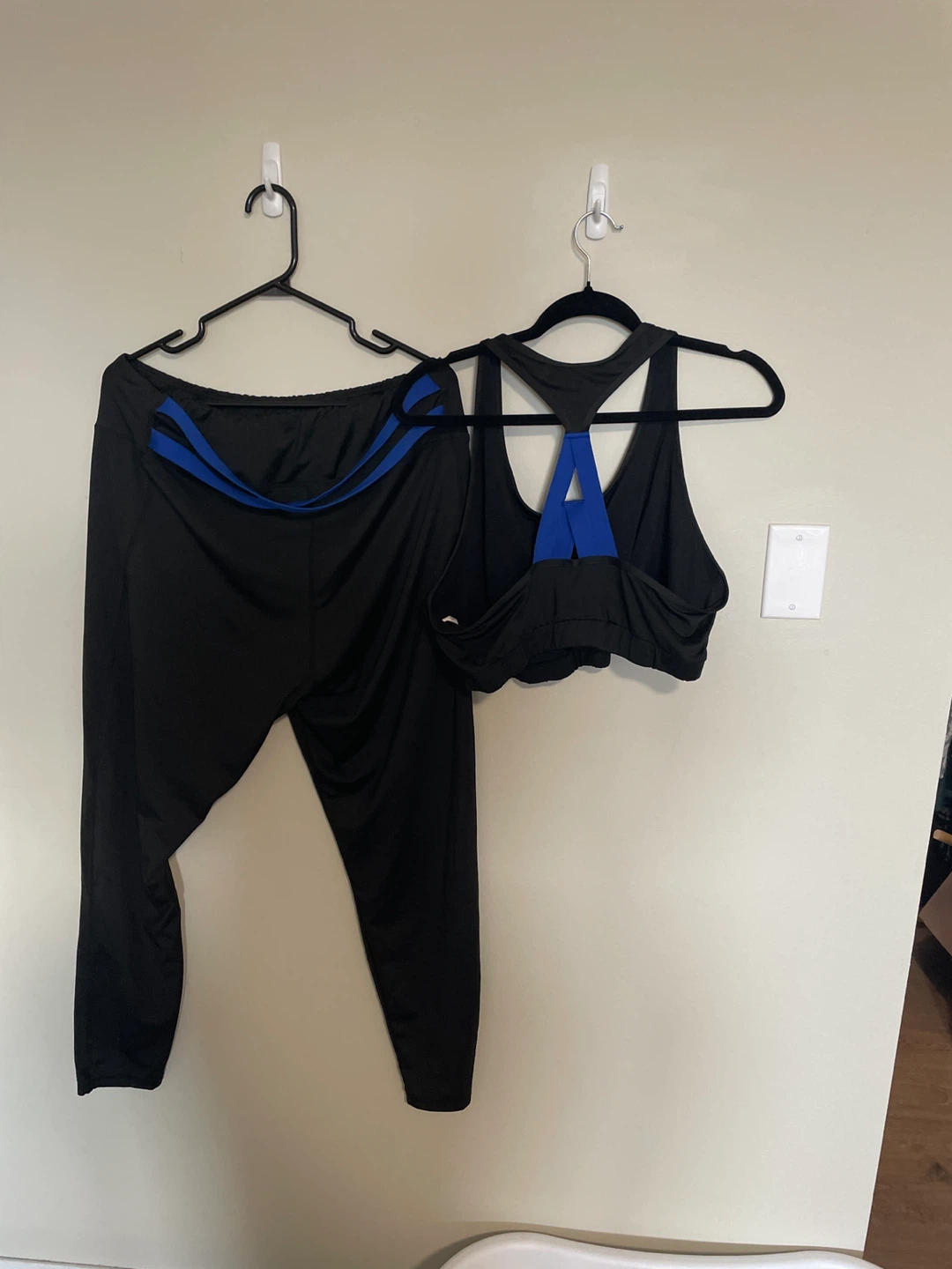 Women's Black Athletic Set - photo 2
