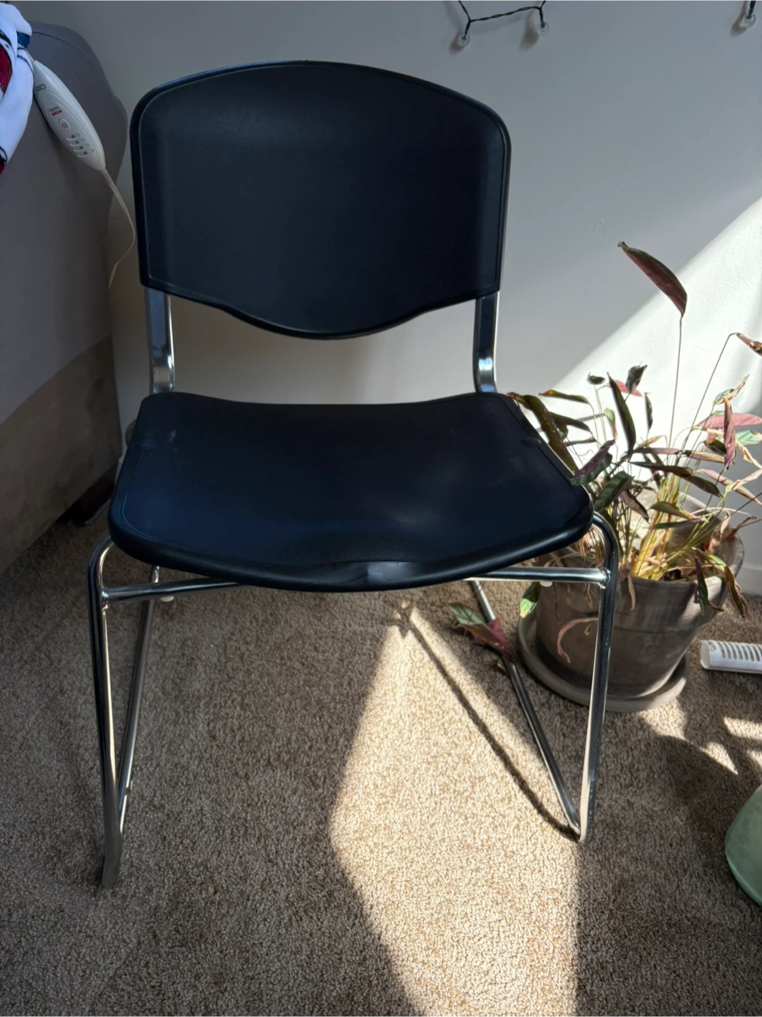 Black Modern Base Chair