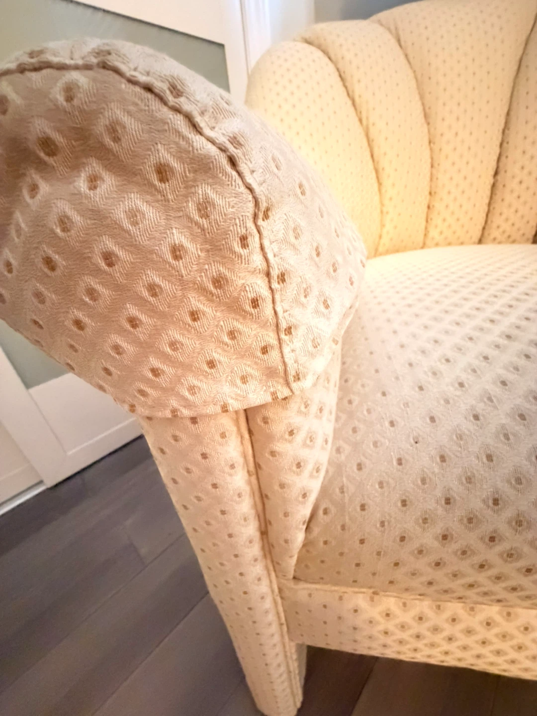 Sofa with 2 single chairs. - photo 2