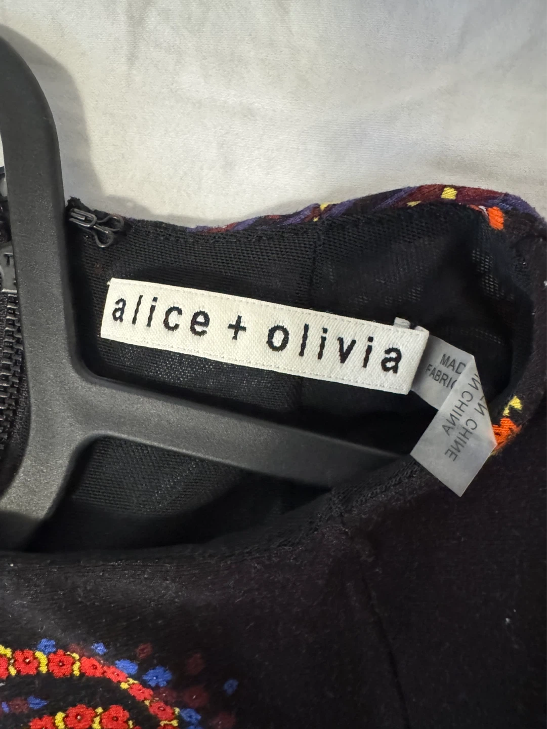 Alice + Olivia Dress - Size 4 - photo 4