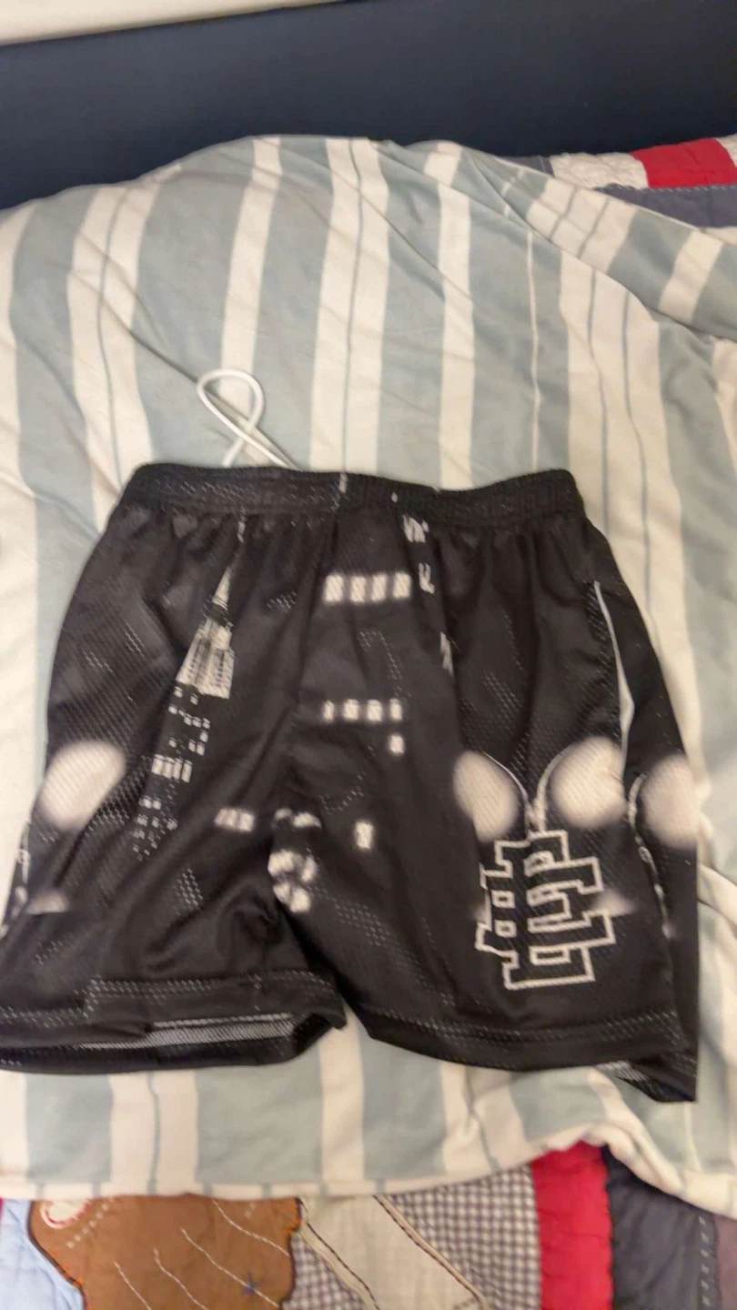 EE shorts