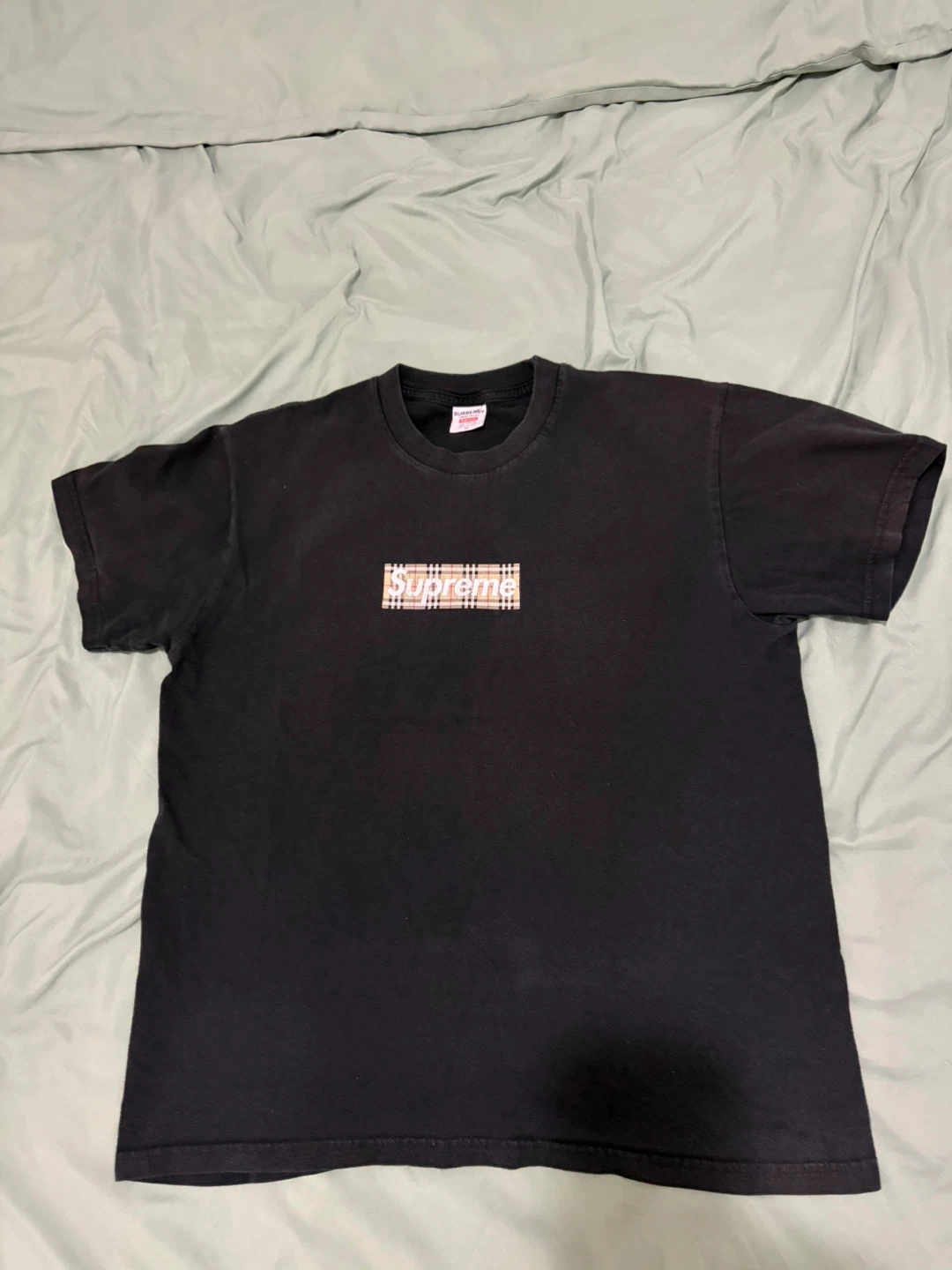 Supreme Burberry Box Logo T-Shirt Medium