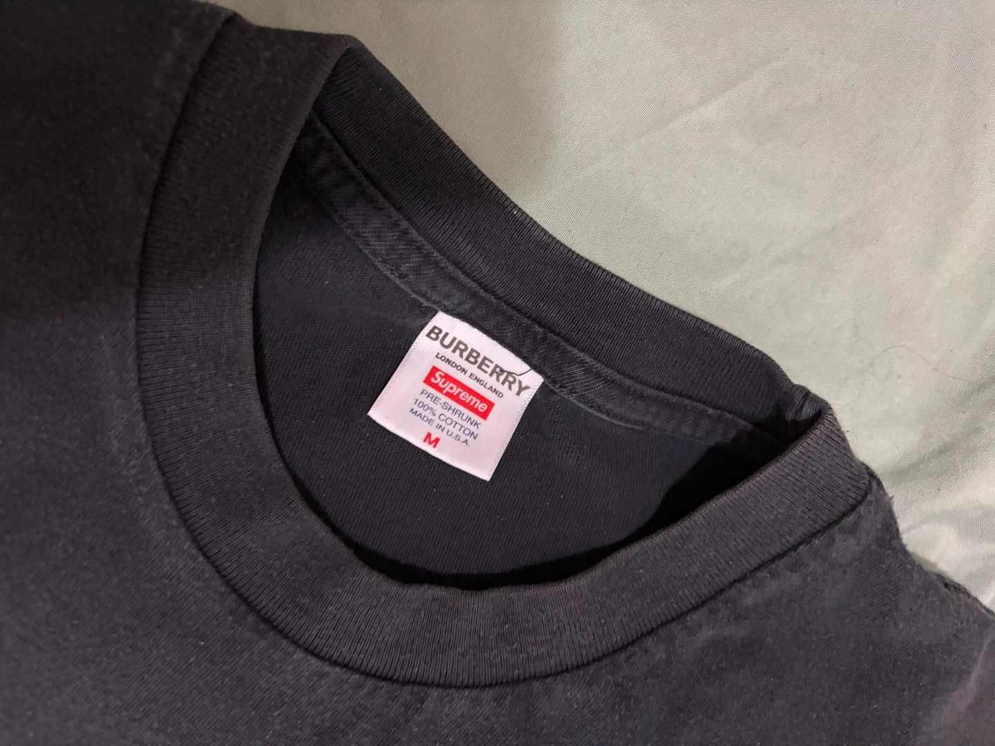 Supreme Burberry Box Logo T-Shirt Medium - photo 2