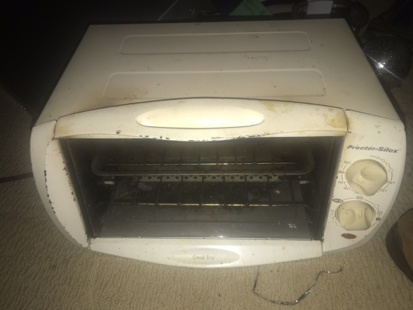 Proctor Silex Toaster Oven - Not pretty but works good