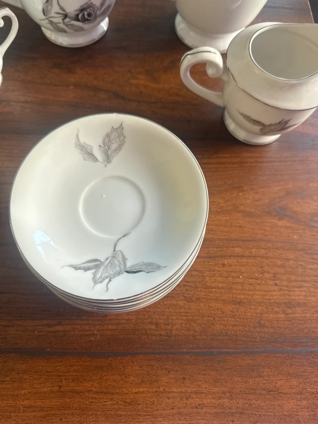 Vintage White Rose Tea Set - photo 2