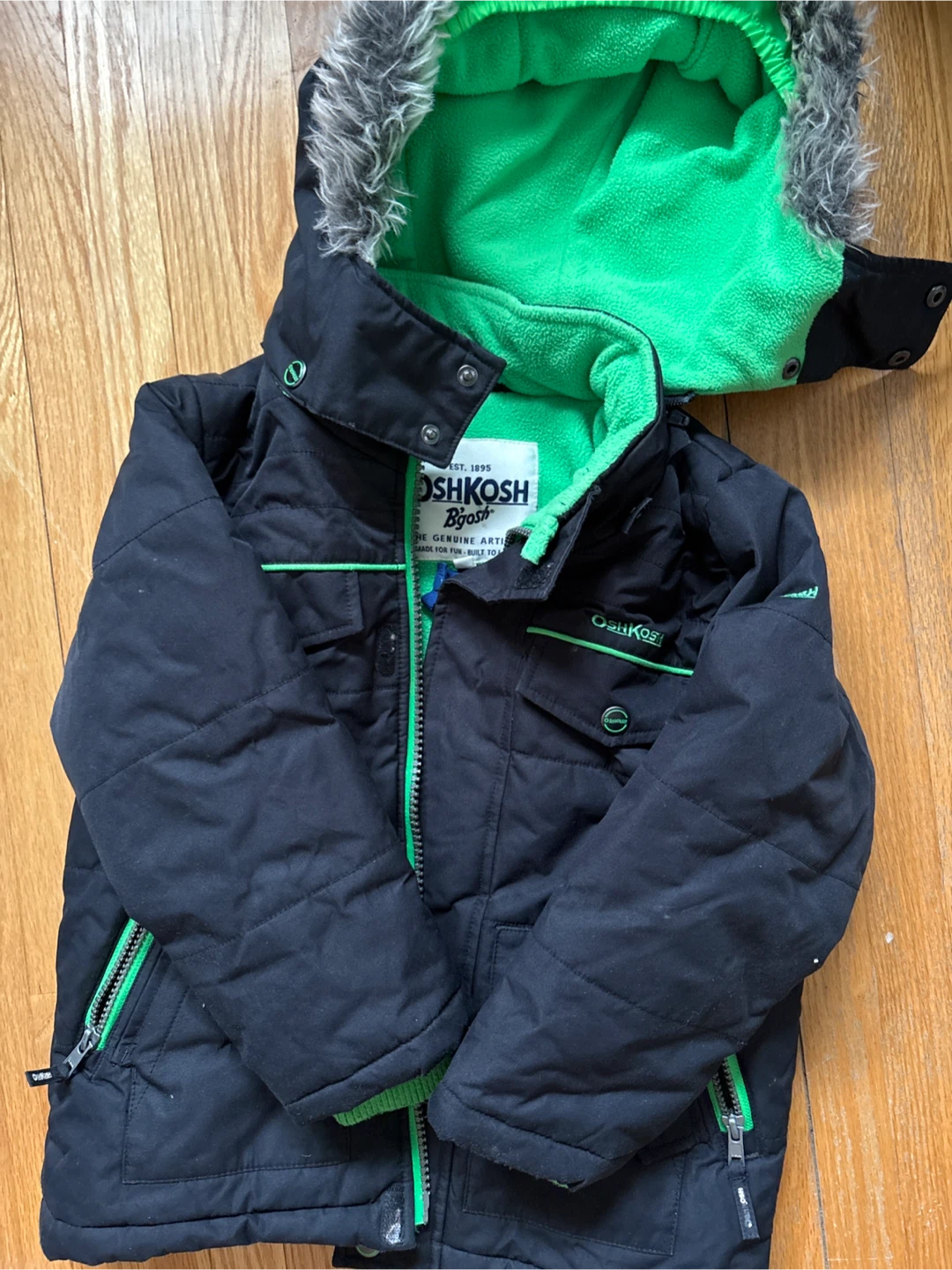 OshKosh B'gosh Black & Green Winter Jacket Size 5