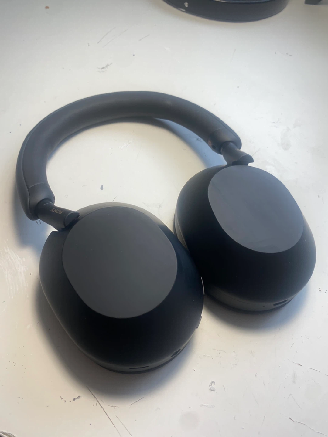 Sony XM6 (without case and charger)