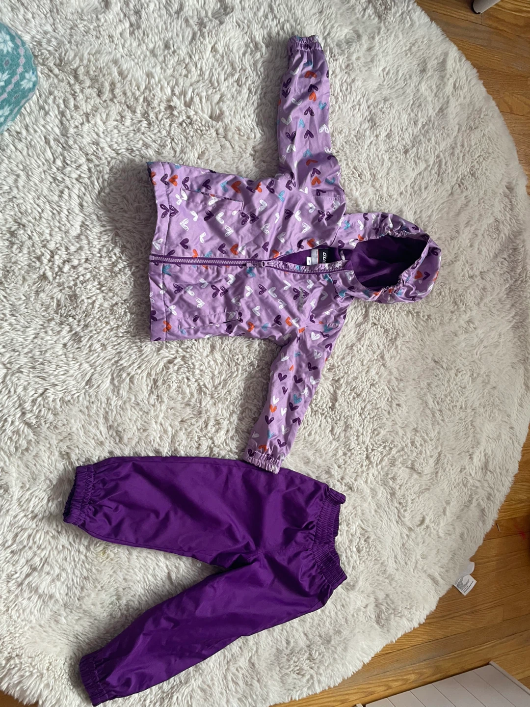 Toddler girl 3t Purple Heart Print Rain Jacket and Pants Set