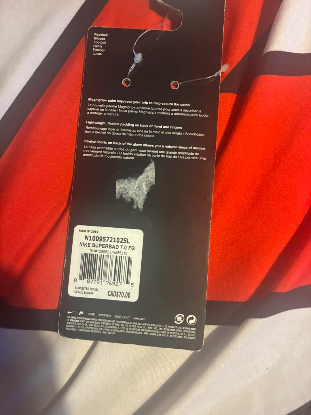 Nike Goalkeeper Gloves NEW w/ Tags  [X]  size small– Retail $70