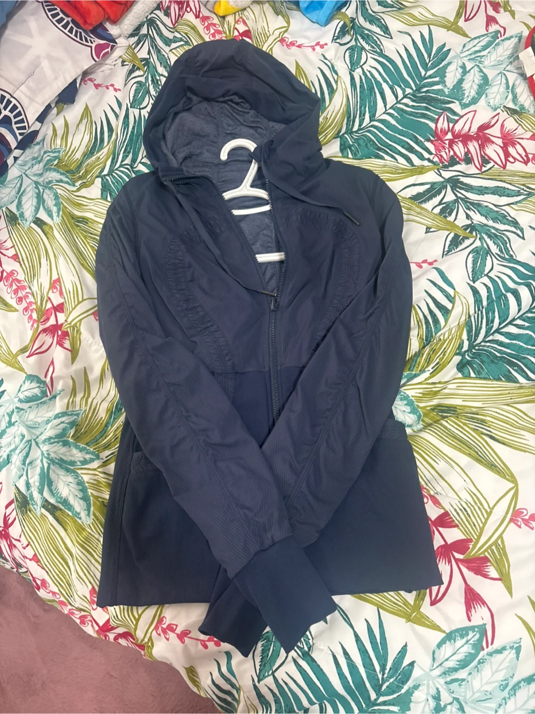 Lululemon Navy Hooded Jacket - photo 2