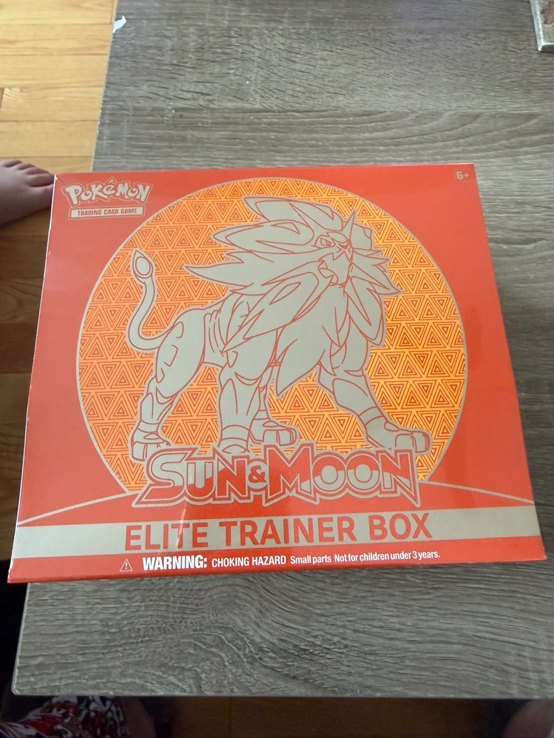 Pokemon Sun & Moon Elite Trainer Box