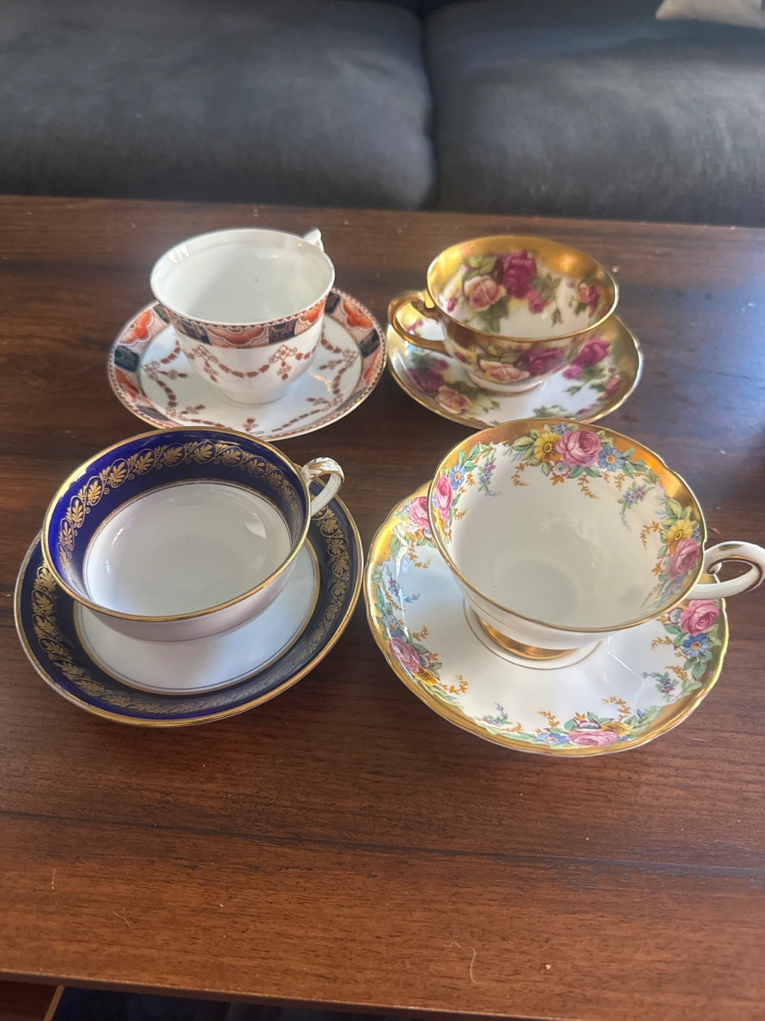 Set of 4 Vintage Teacups and Saucers