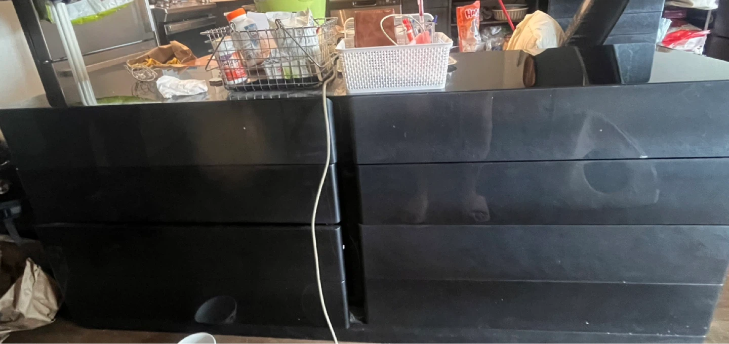 Black 6-Drawer Dresser - photo 2