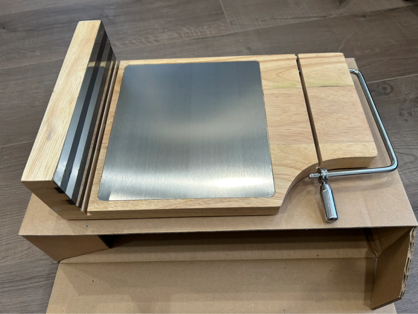 Wooden Cheese Slicer with Stainless Steel Wire