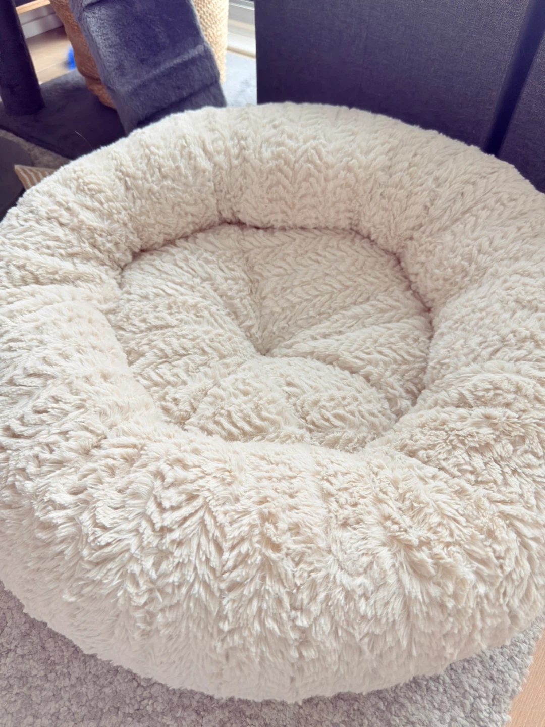 Best Friends by Sheri Plush Pet Bed
