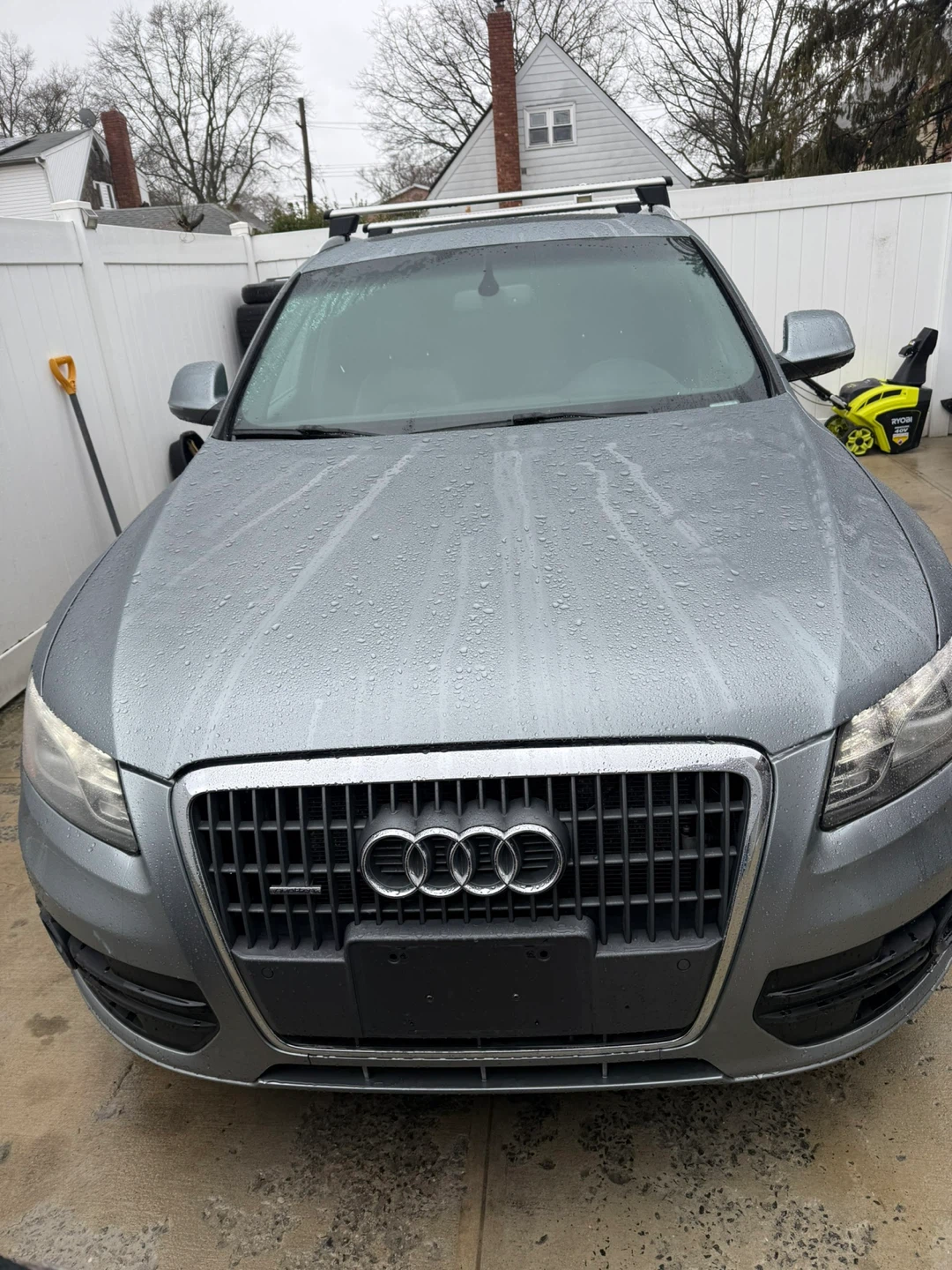 2011 SAudi Q5 SEL 170k miles