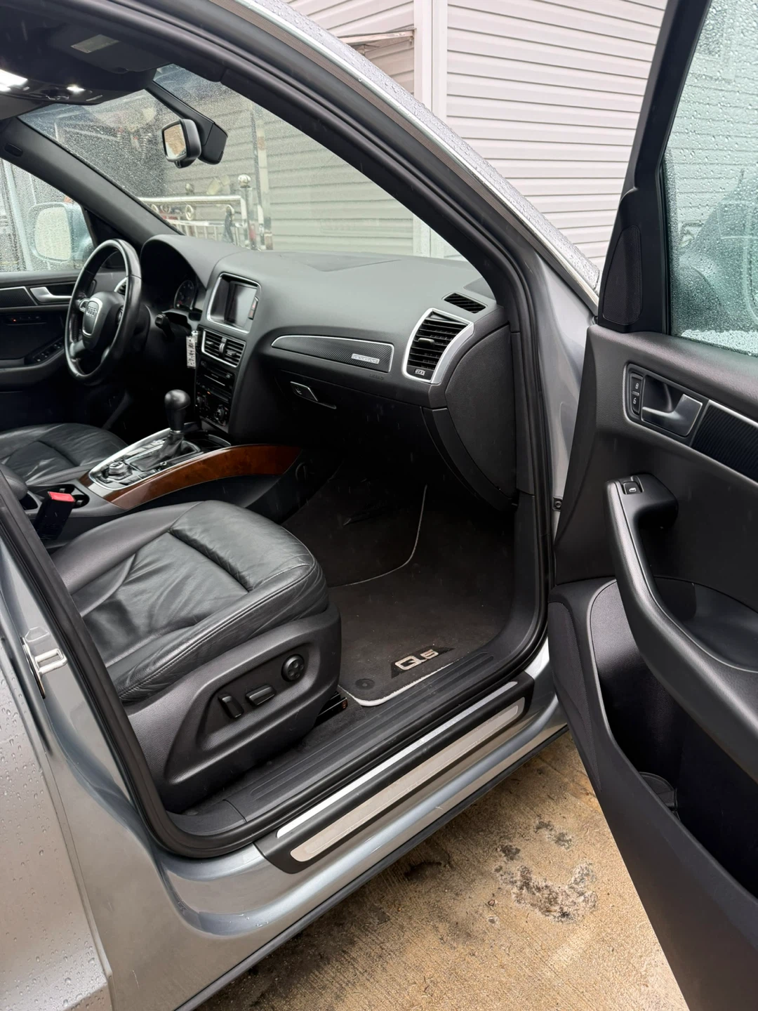 2011 SAudi Q5 SEL 170k miles - photo 4