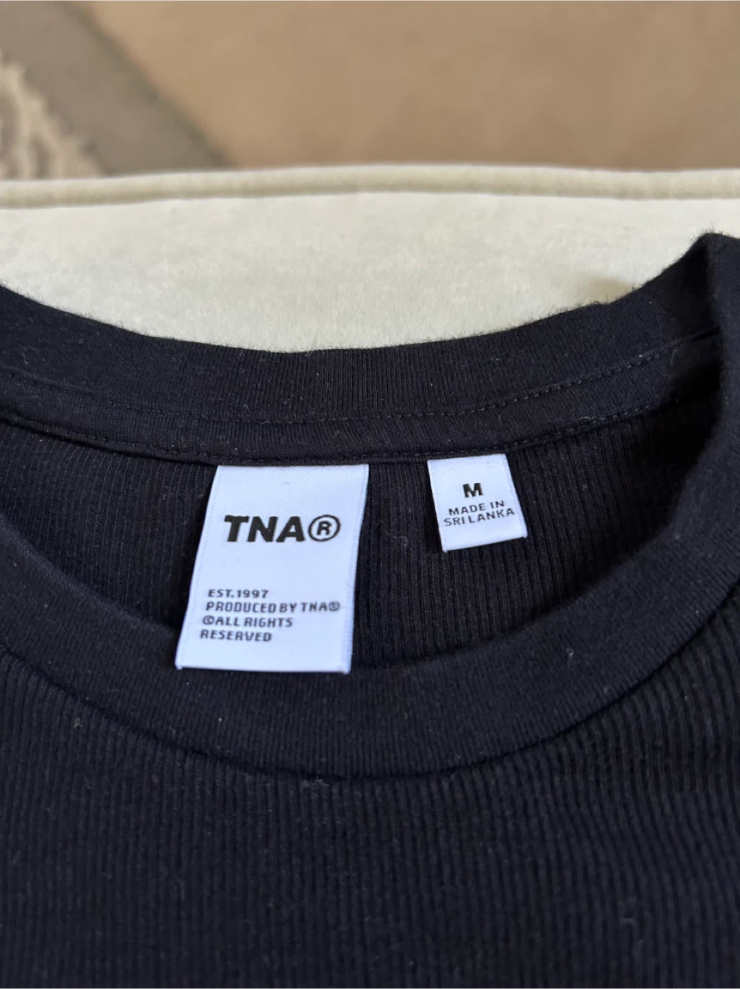 TNA Black Ribbed Crew Neck T-Shirt Size Medium - photo 3