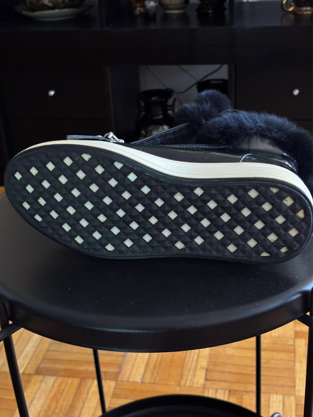 Black Patent Fur Trimmed Sneakers - photo 4