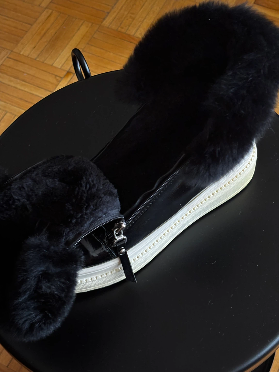 Black Patent Fur Trimmed Sneakers - photo 3