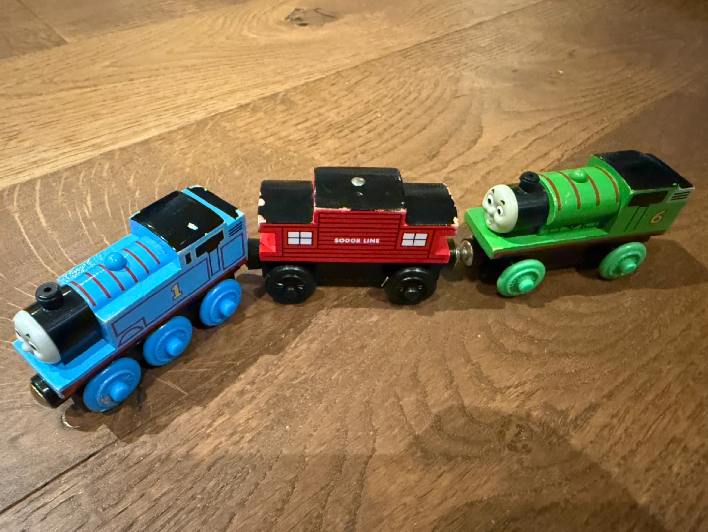 Thomas & Friends Wooden Trains - Thomas, Percy, & Caboose - photo 2