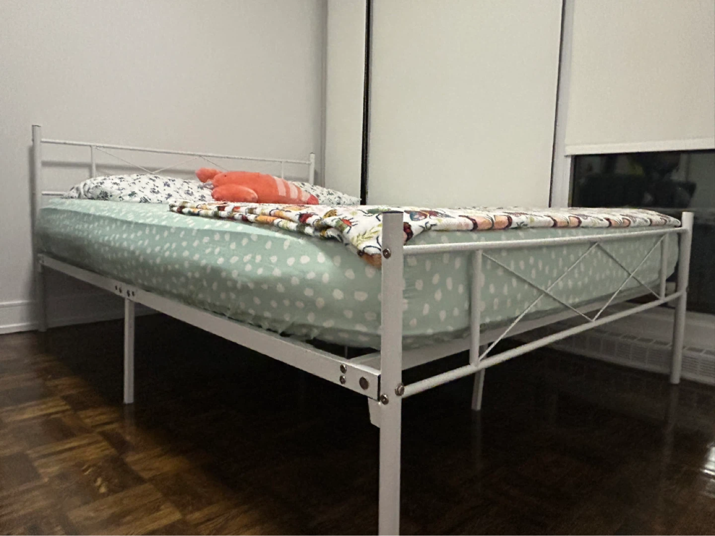 White Metal Queen Bed Frame - photo 2