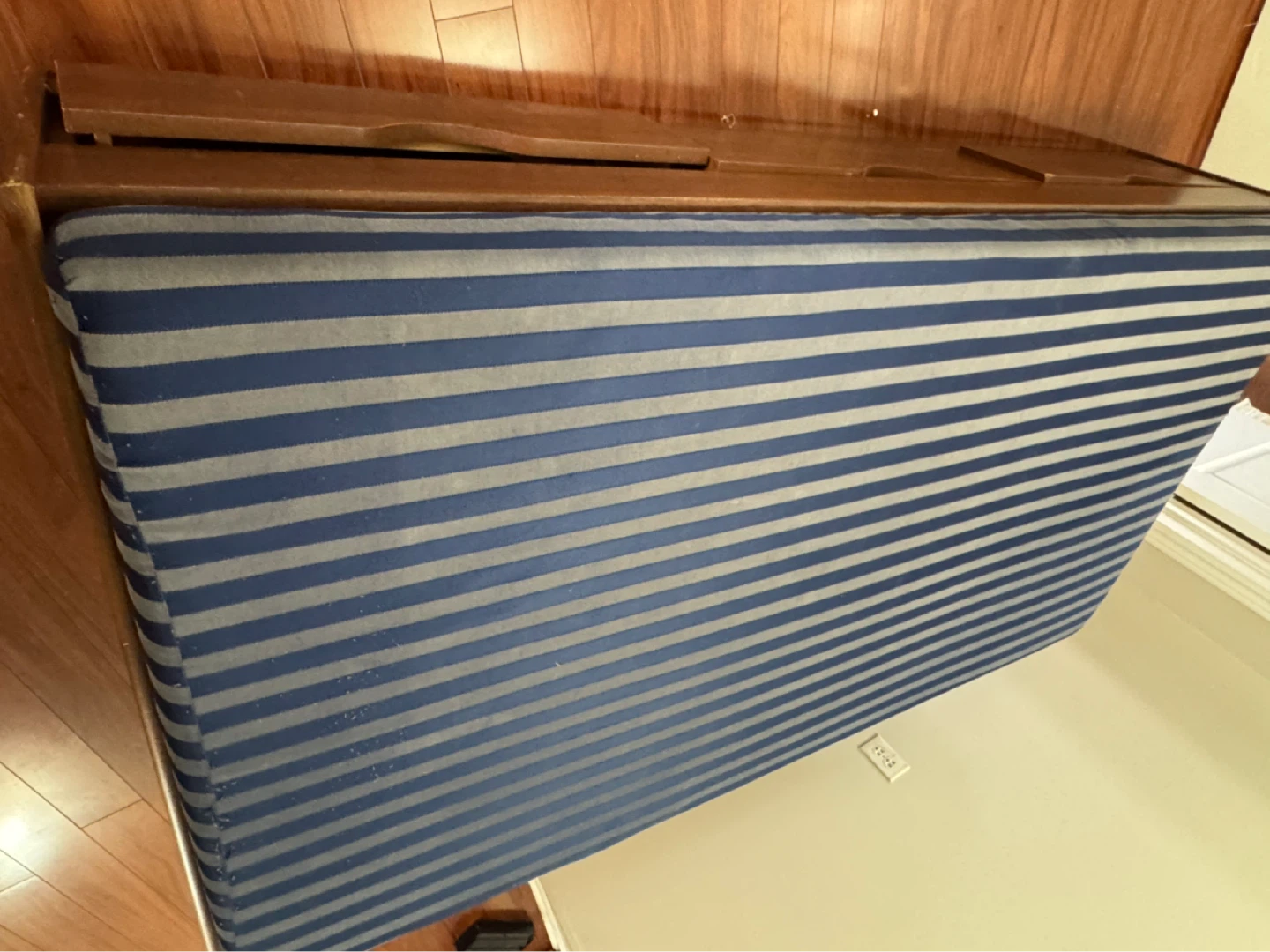 Bed frame