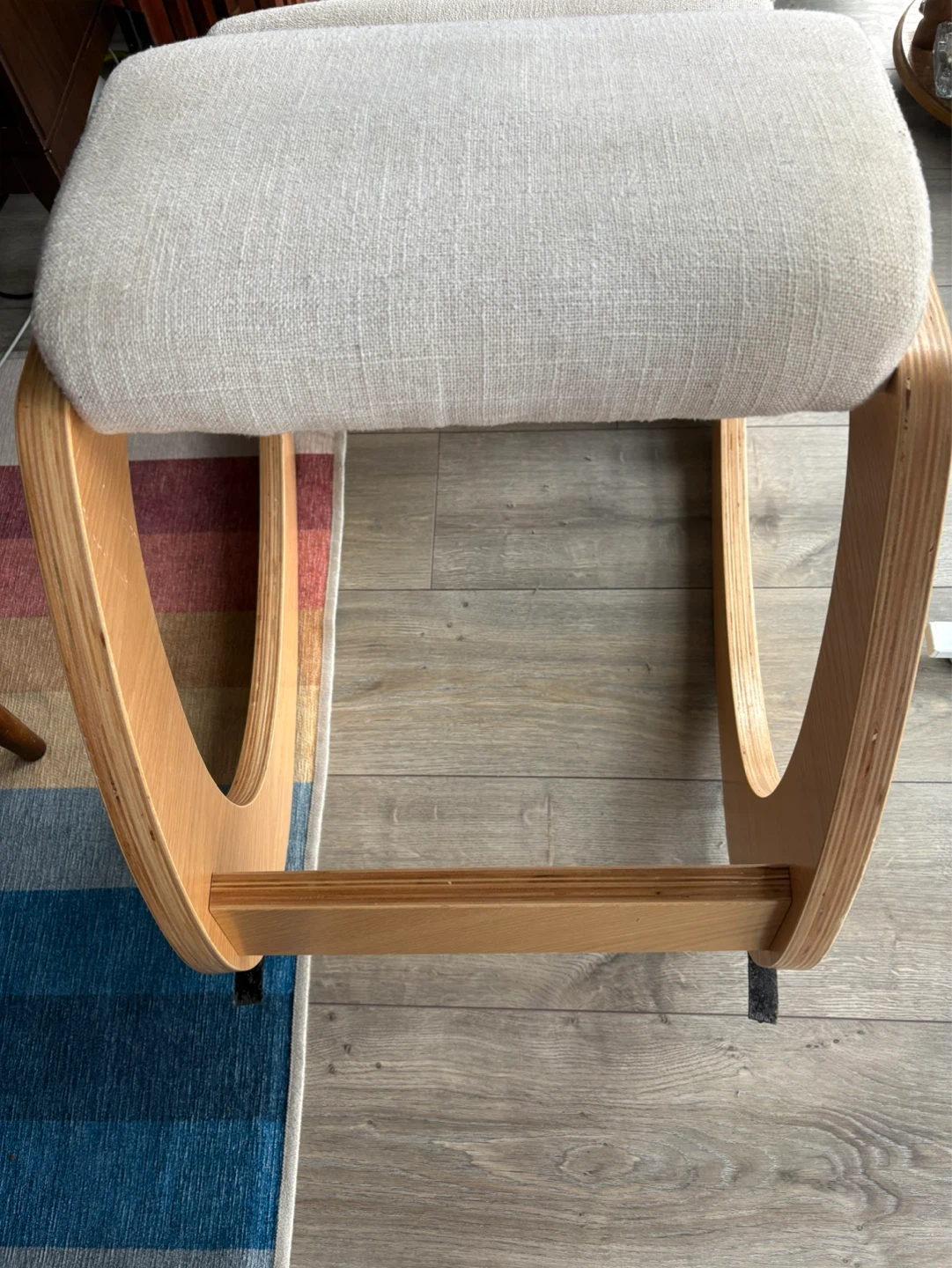 Ergonomic kneeling rocking chair - photo 2