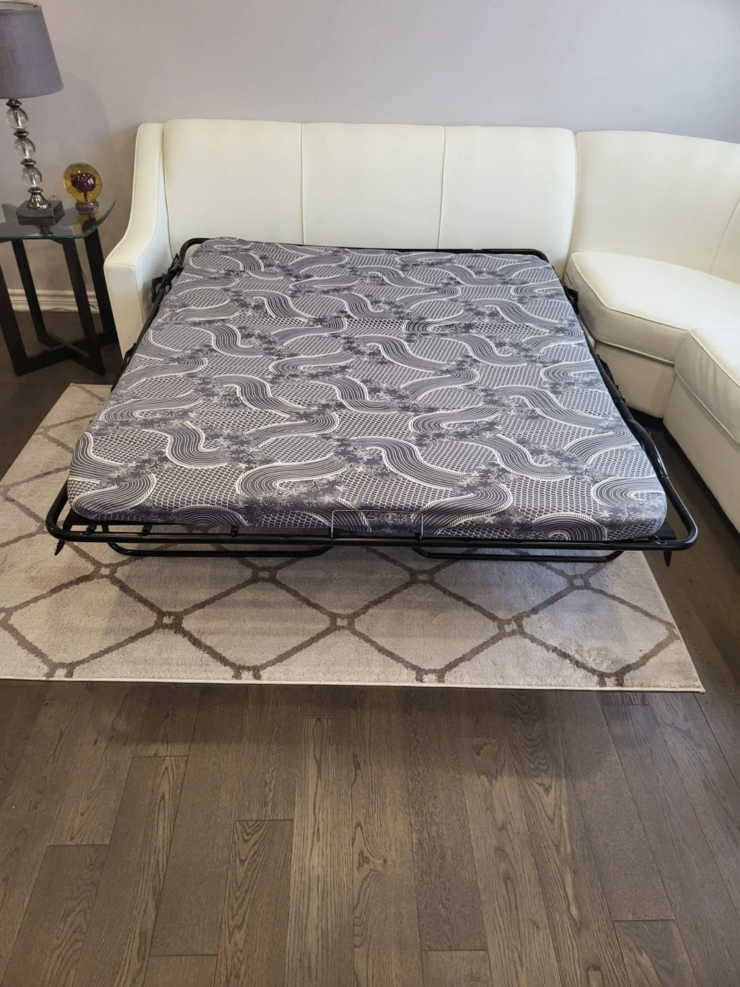 White Leather Sectional Sofa with Pull-Out Bed - photo 5