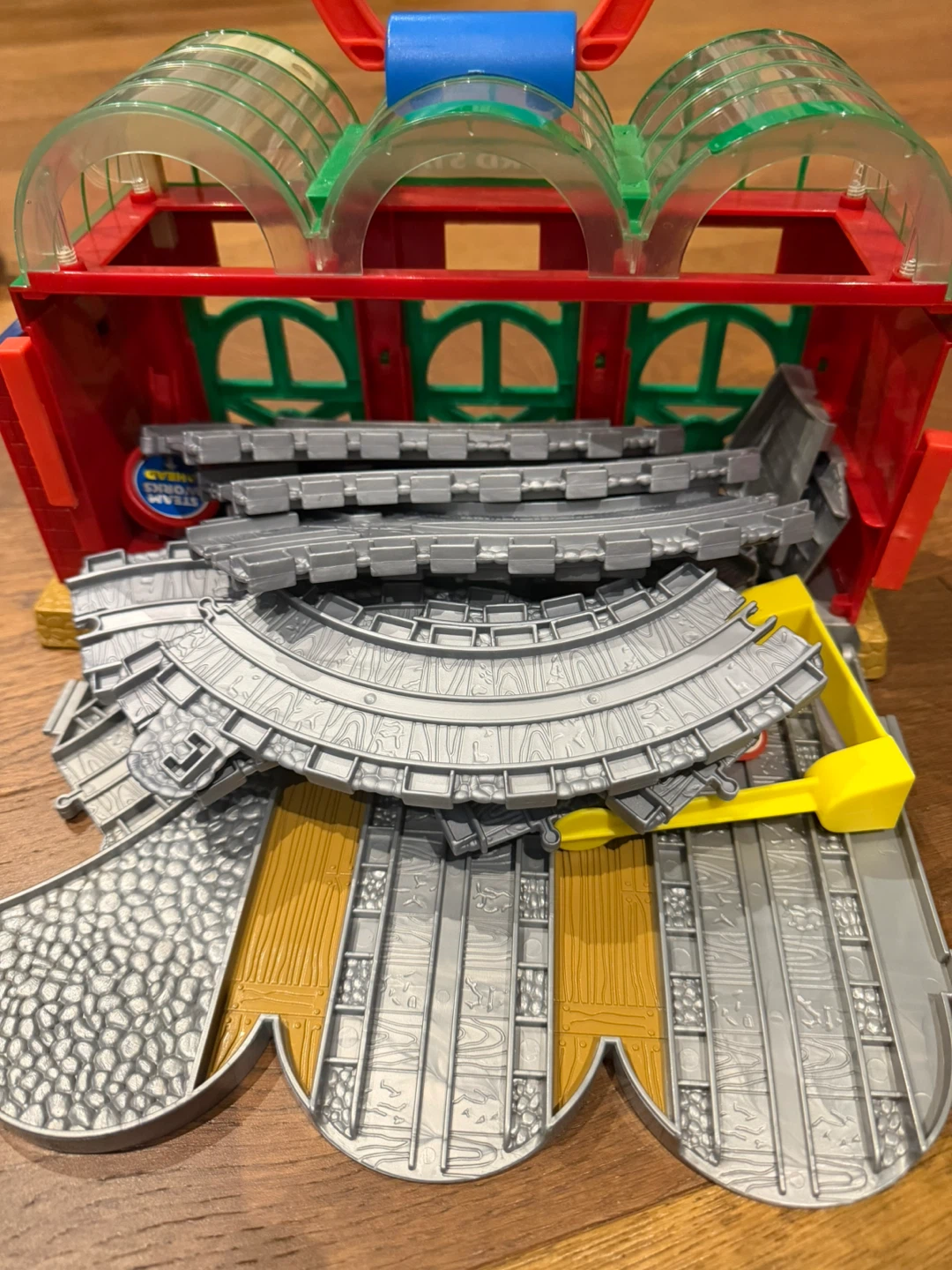 Thomas & Friends Knapford Station Playset with Track Pieces - photo 3