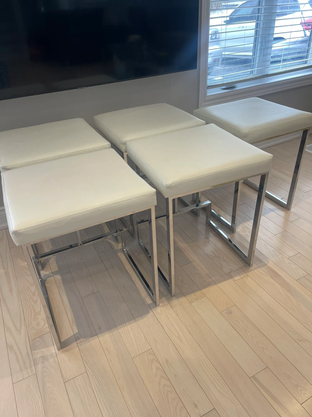 *5 white faux leather bar stools $250*