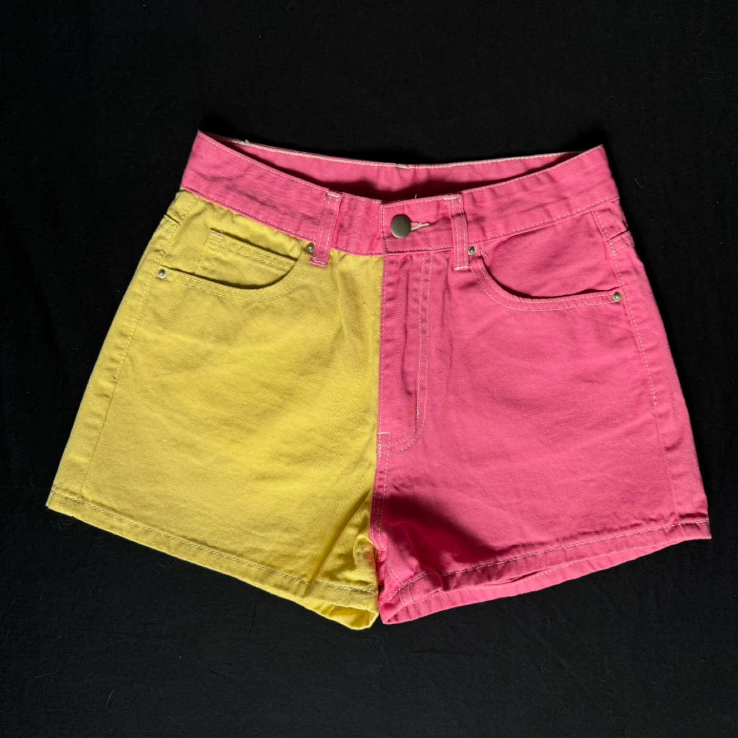 Colour Block Shorts with Heart Pockets - photo 3