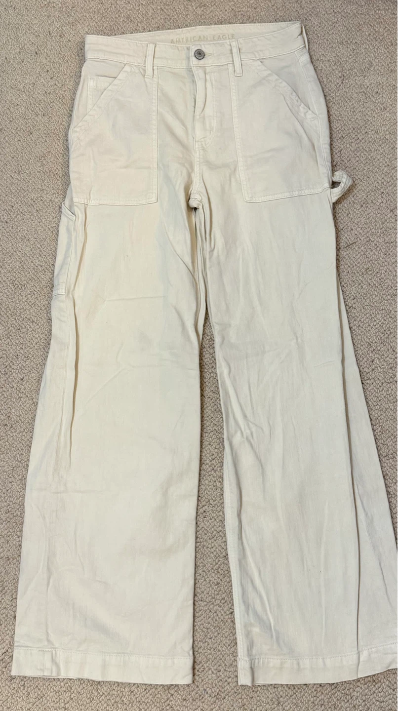 American Eagle Cream Wide Leg Carpenter Pants - Size 4