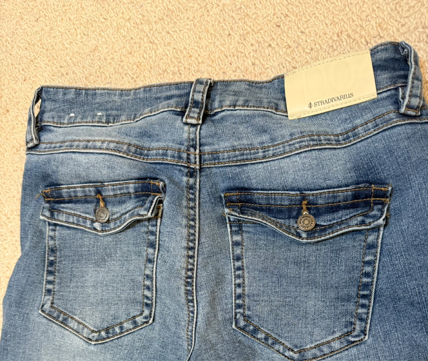 Stradivarius Women's Flare Jeans Size 36 - photo 4