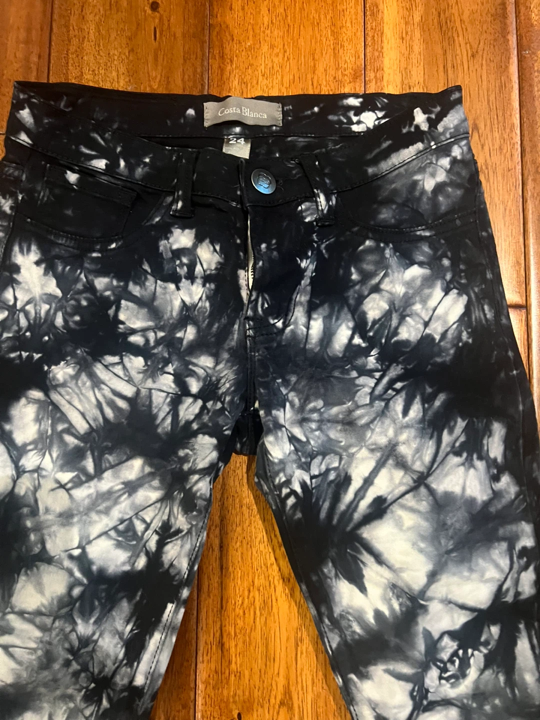 Costa Blanca Tie-Dye Skinny Jeans Size 24
