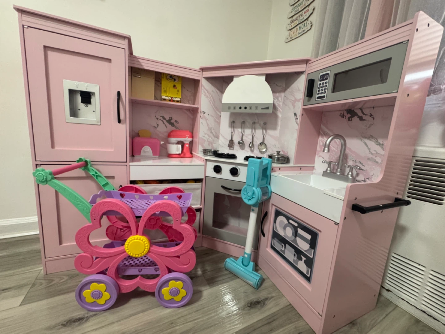 KidKraft Pink Wooden Play Kitchen with Accessories - photo 5