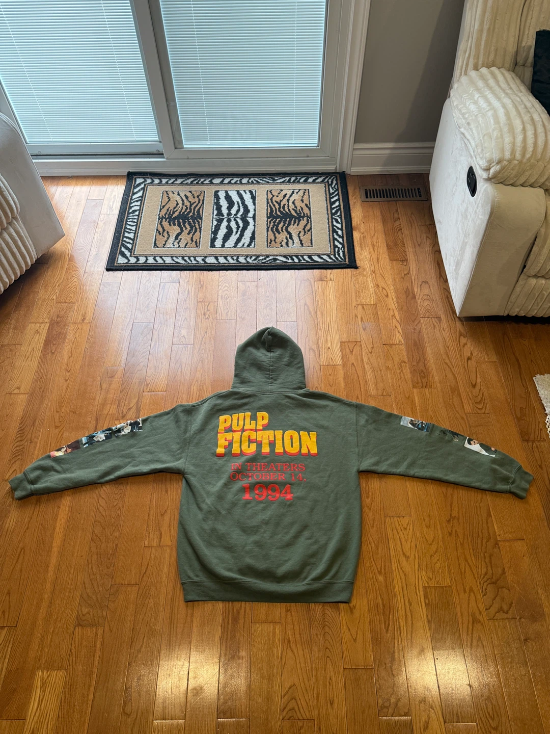 Pulp Fiction Graphic Hoodie - photo 2