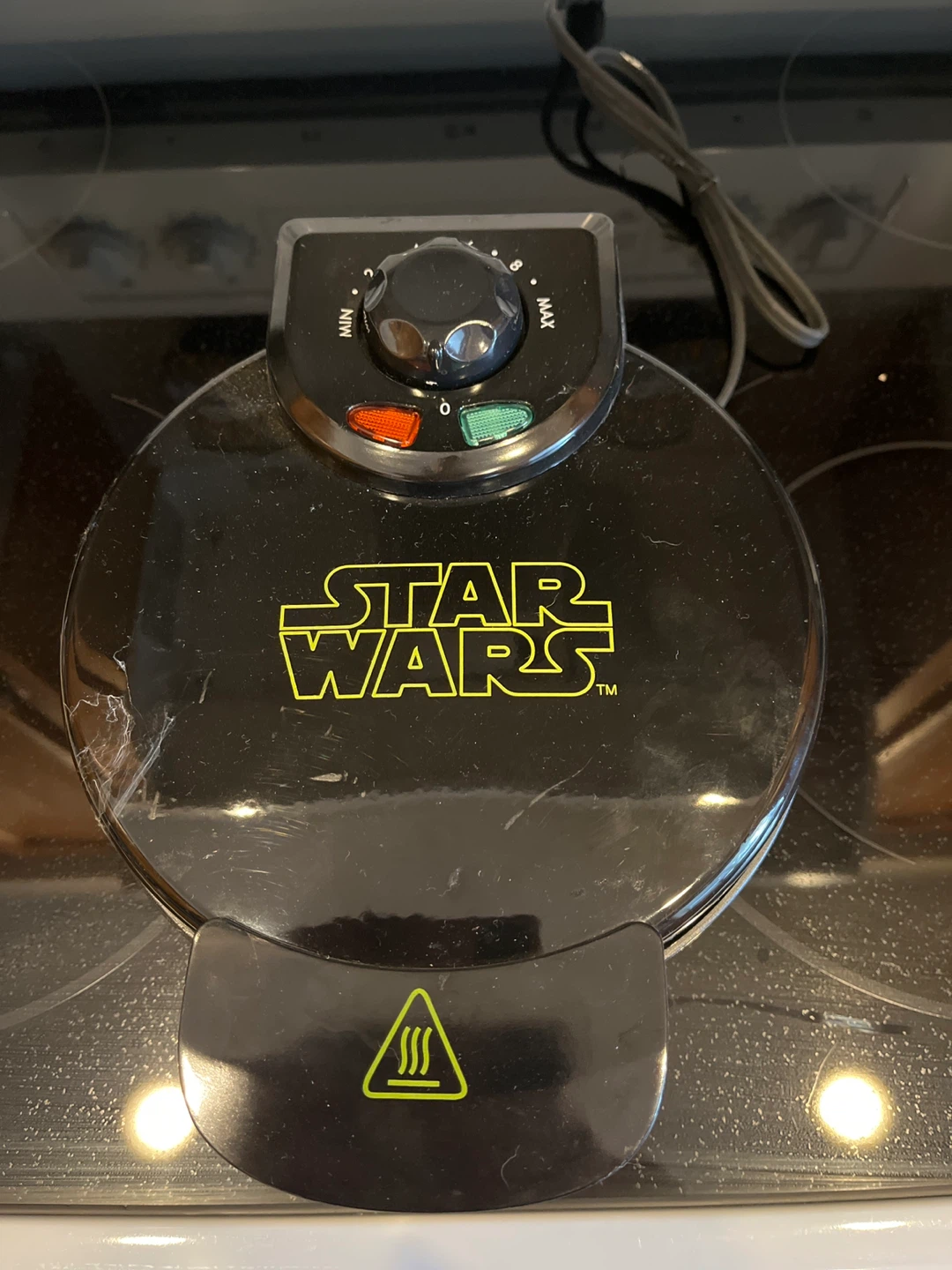 Star Wars Darth Vader Round Waffle Maker - photo 2