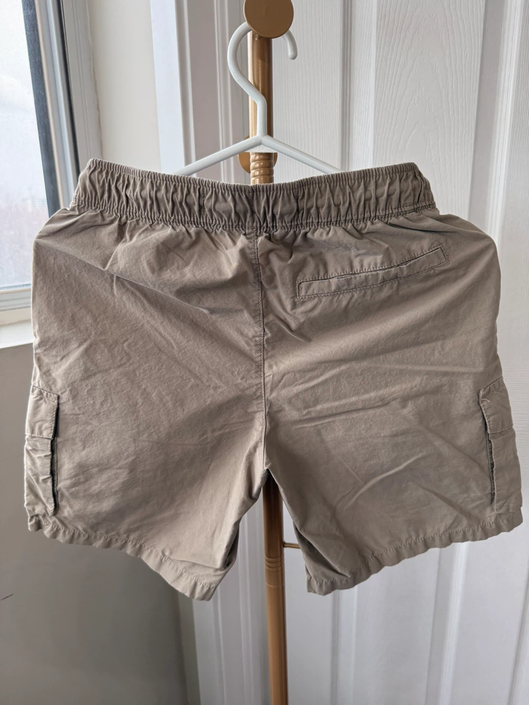 Old Navy Cargo Shorts XL (14-16) - photo 2