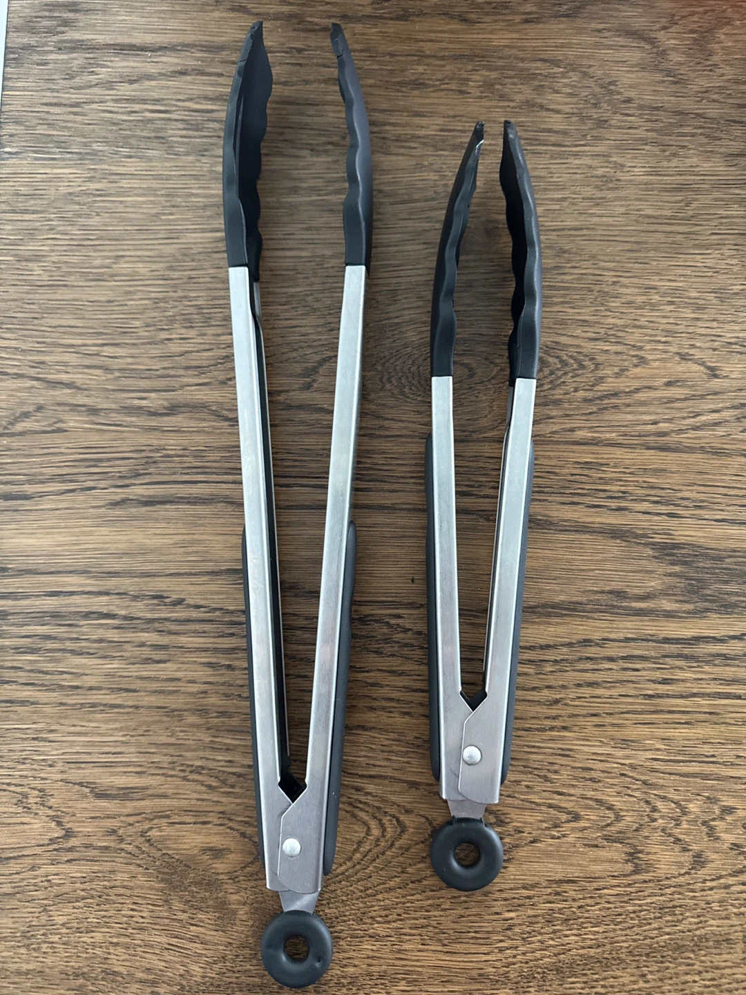 Set of 2 Stainless Steel Tongs with Silicone Tips