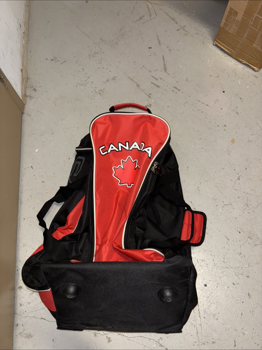 Canada Duffle Bag on Wheels - photo 2