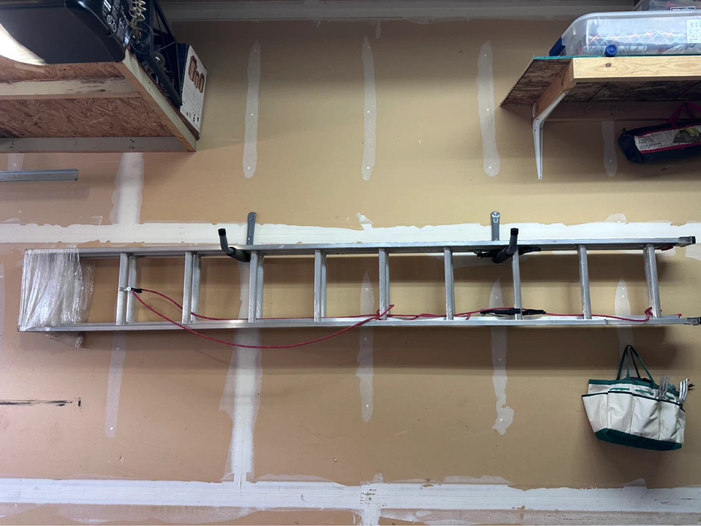 Aluminum Extension Ladder