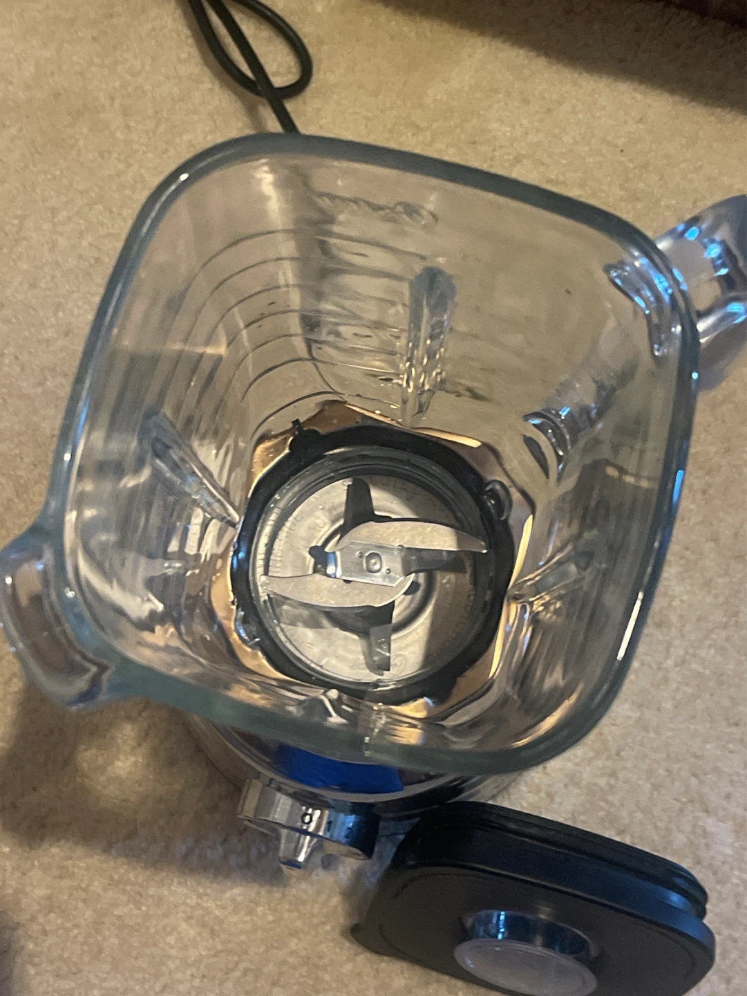 Oster Ice Crushing Beehive Performance Blender - photo 3