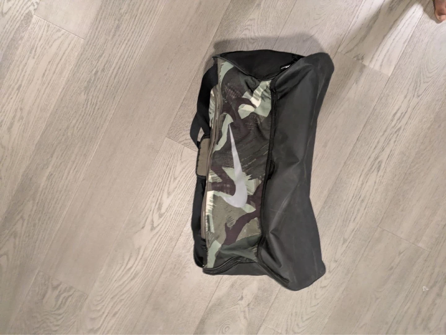 Nike Camo Duffle Bag - photo 4
