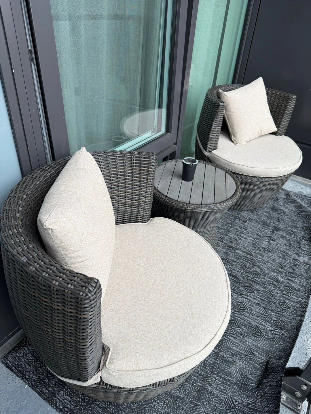 Wicker patio set with two chairs and side table - photo 5